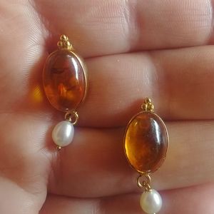 LB 925 Silver Oval Amber /Pearl Drops Stud Earrings